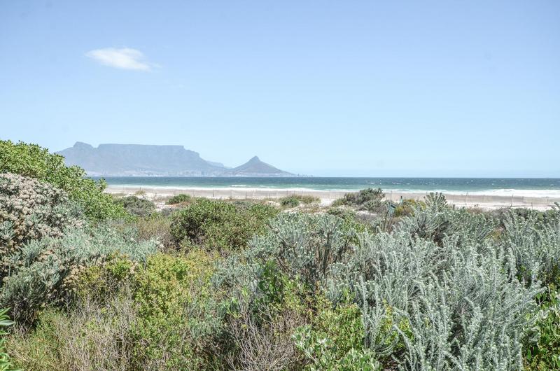 2 Bedroom Property for Sale in Dolphin Beach Western Cape